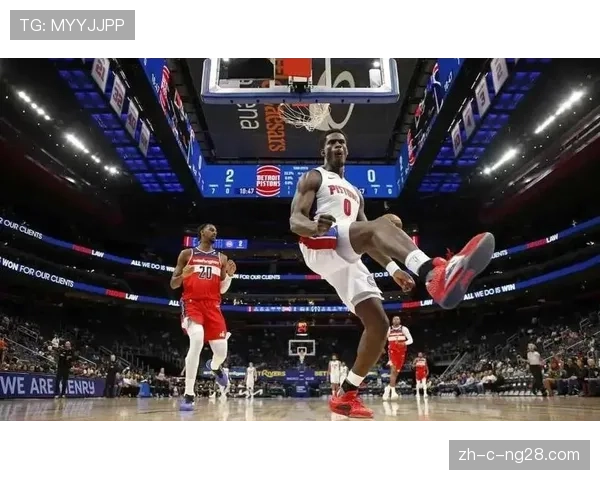 康宁汉姆串联活塞进攻 双塔内线筑牢防守屏障